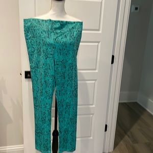 Women’s Black and Jade Leggings